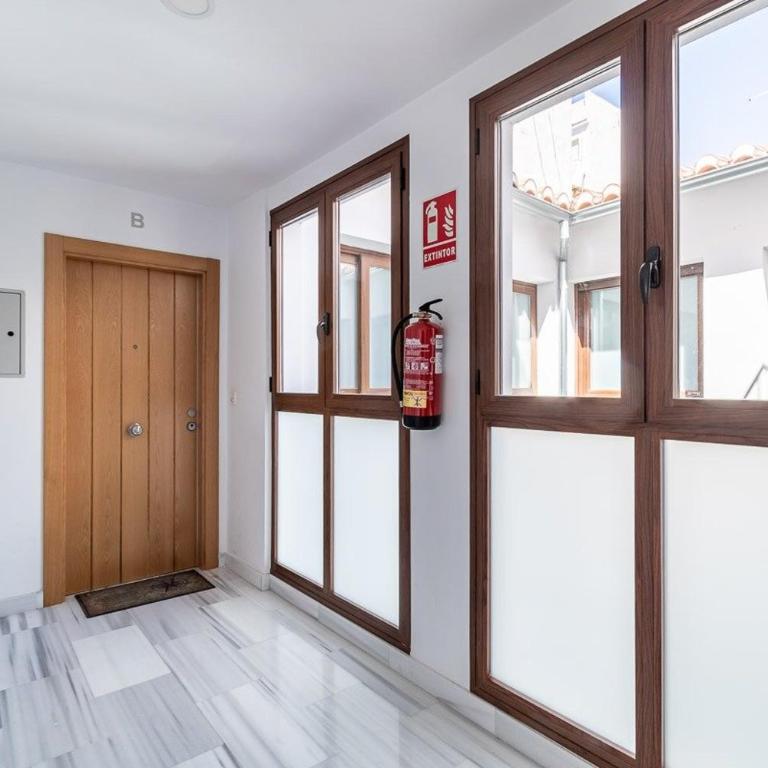 Grace Apartments - 3 bedroom City Centre - Three-Bedroom Apartment - 24