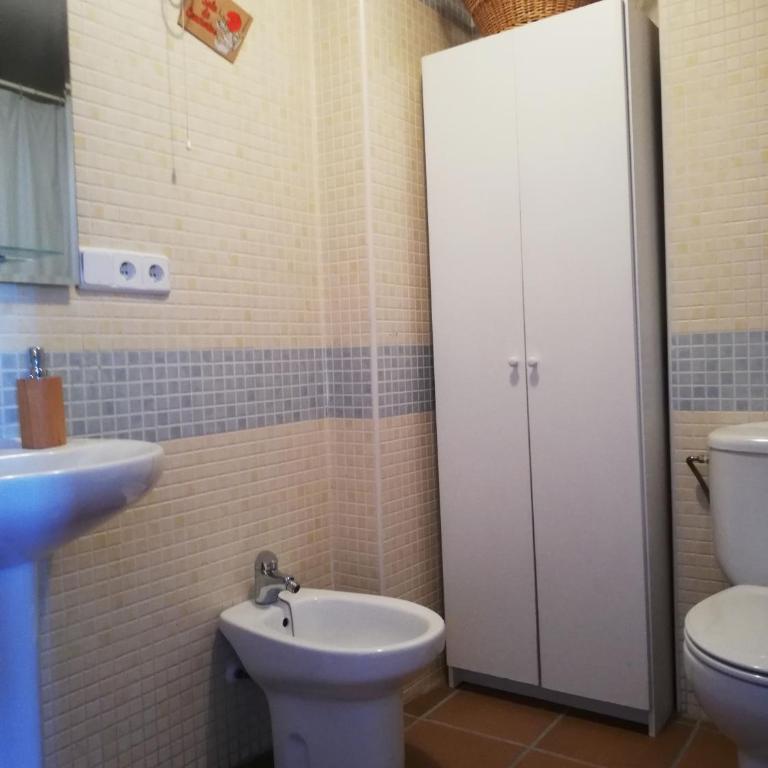 Apartamentos Arttyfal con parking y WiFi by SURYNIEVE - Apartamento de 1 dormitorio con aparcamiento - 5