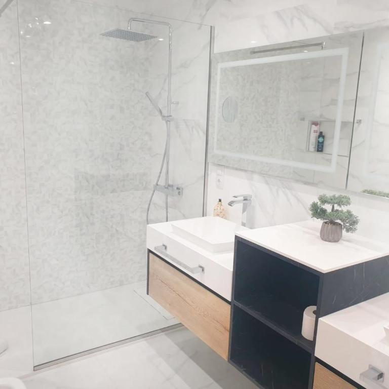 San Antón Piso de lujo centro con Aire ac by Apartamentos Logrono - Apartamento de 3 dormitorios - 27