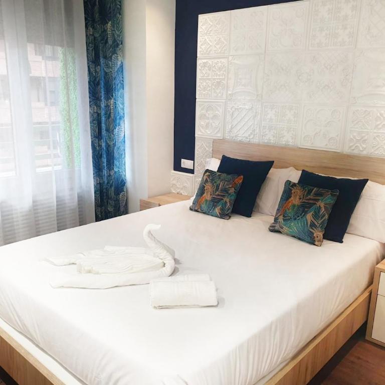 San Antón Piso de lujo centro con Aire ac by Apartamentos Logrono - Apartamento de 3 dormitorios - 21