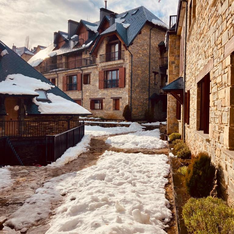 Apartamento Los Altos de Escarrilla dos habitaciones y dos baños, FORMIGAL-PANTICOSA - Apartment mit 2 Schlafzimmern - 23