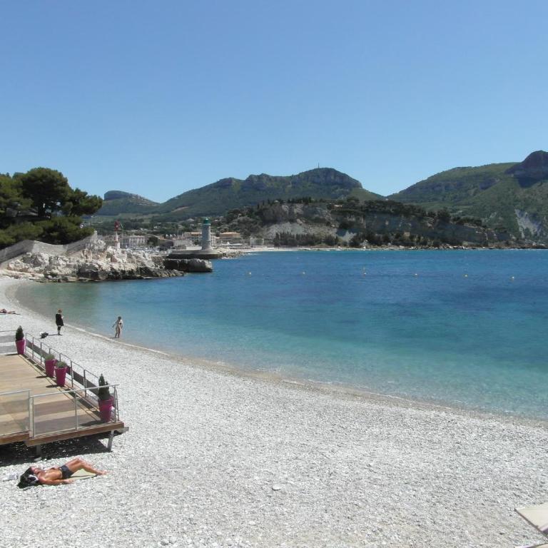 Estivado Sea View - Mer à 50 m et Piscine avec Spa - Two-Bedroom Apartment - 4