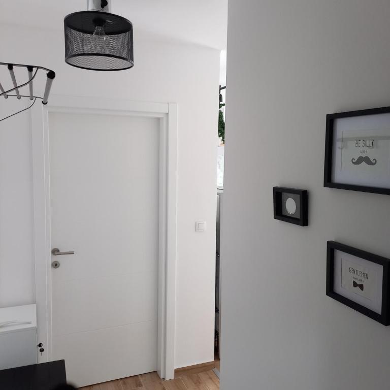 Pogled iznad oblaka - One-Bedroom Apartment - 11