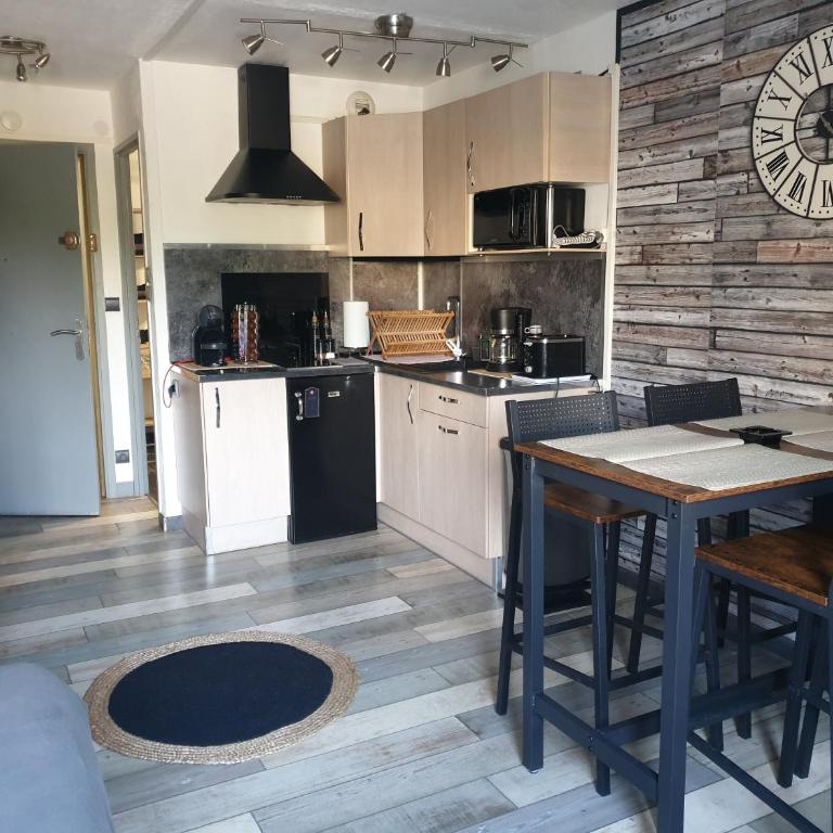 Studio proche plage, Fréjus - Apartamento Estudio - 12