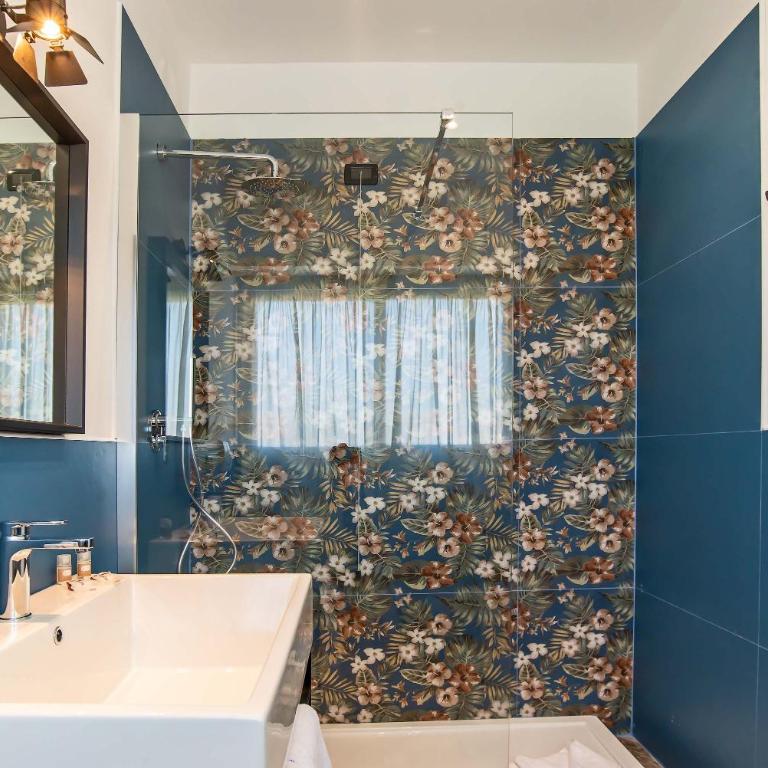 Bloom Hotel Rome - Camera Matrimoniale/Doppia con Letti Singoli con Bagno Privato - 17