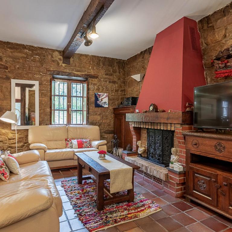 Caserio Urikosolo - Five-Bedroom House - 5