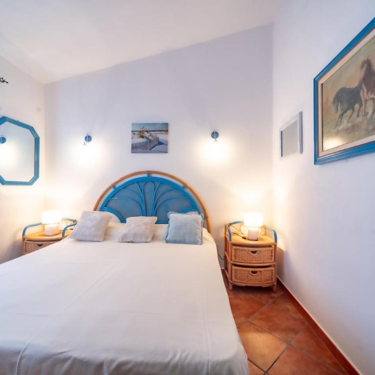 Villa Nicola - Three-Bedroom House - 13