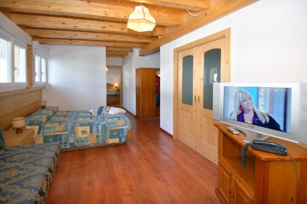 Hotel El Pilon - Camera Familiare con Balcone - 2