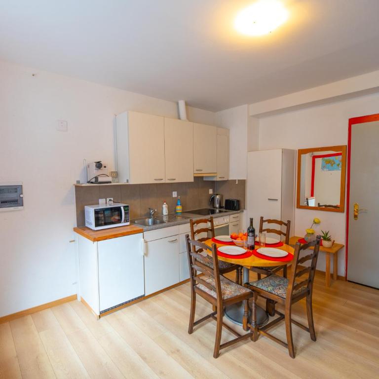 City Center Holiday Apartment - Apartment - Erdgeschoss - 3