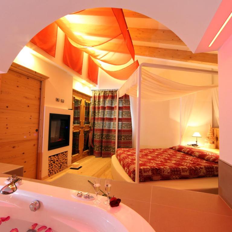 Hotel El Pilon - Suite Deluxe con Vasca Idromassaggio - 5
