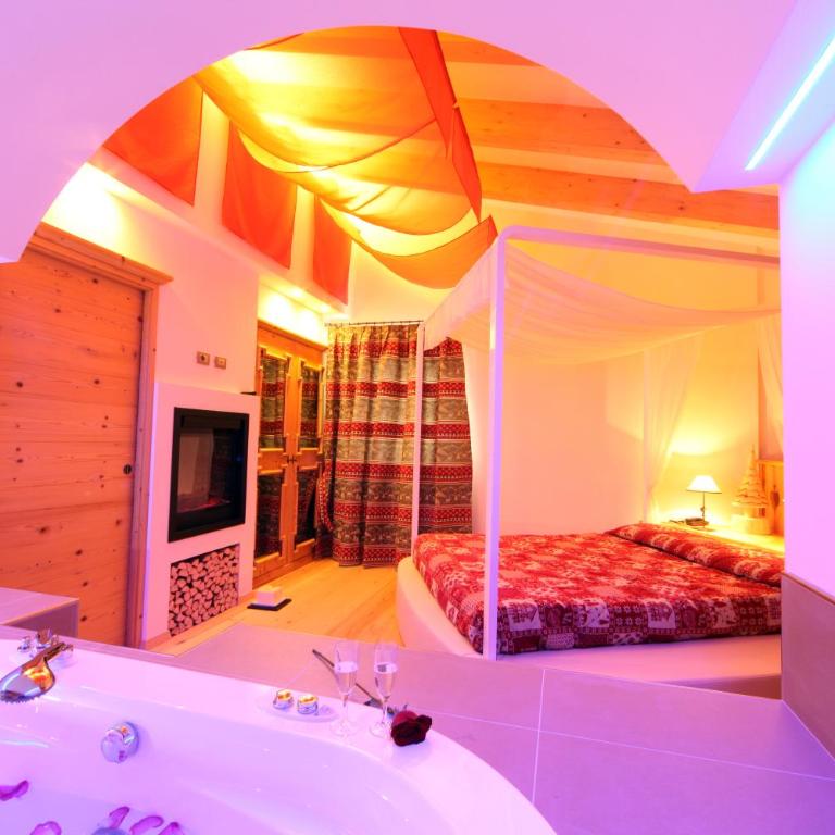 Hotel El Pilon - Suite Deluxe con Vasca Idromassaggio - 4