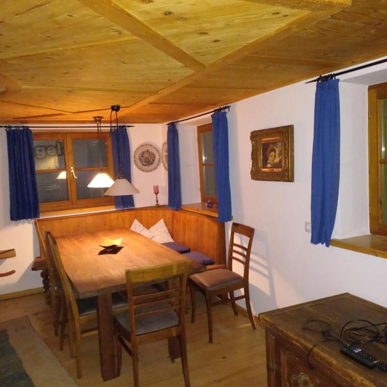 Huis am Berg - Apartment mit 2 Schlafzimmern mit Balkon und Terrasse - 2