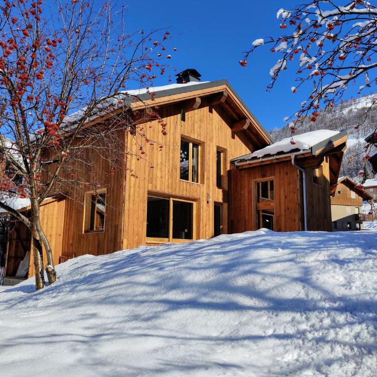 Chalet de la Marmotte à Valloire - Three-Bedroom Chalet - 1