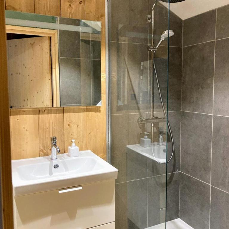 Chalet de la Marmotte à Valloire - Three-Bedroom Chalet - 5