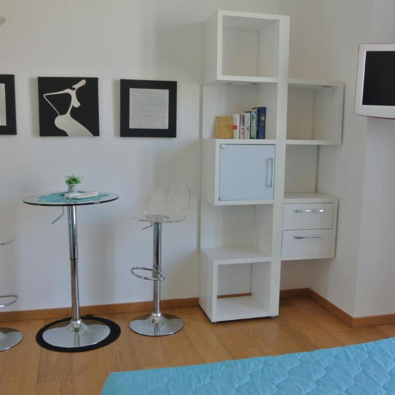 Marina Di Castello - Deluxe Double Room with Balcony - 3