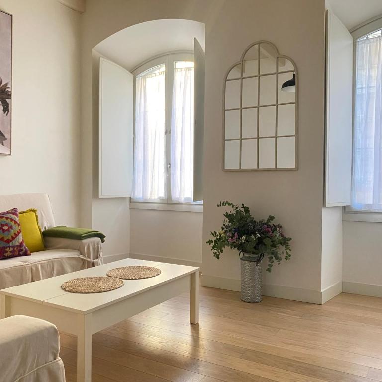 Hispalis Santa Catalina - Apartamento de 2 dormitorios - 3