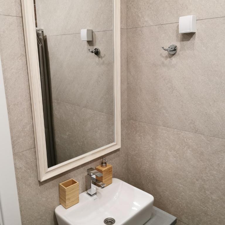 SkyKop Apartman L21 - One-Bedroom Apartment - 6