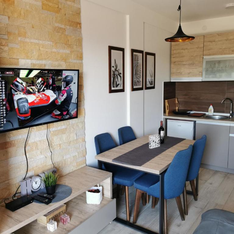 SkyKop Apartman L21 - One-Bedroom Apartment - 28