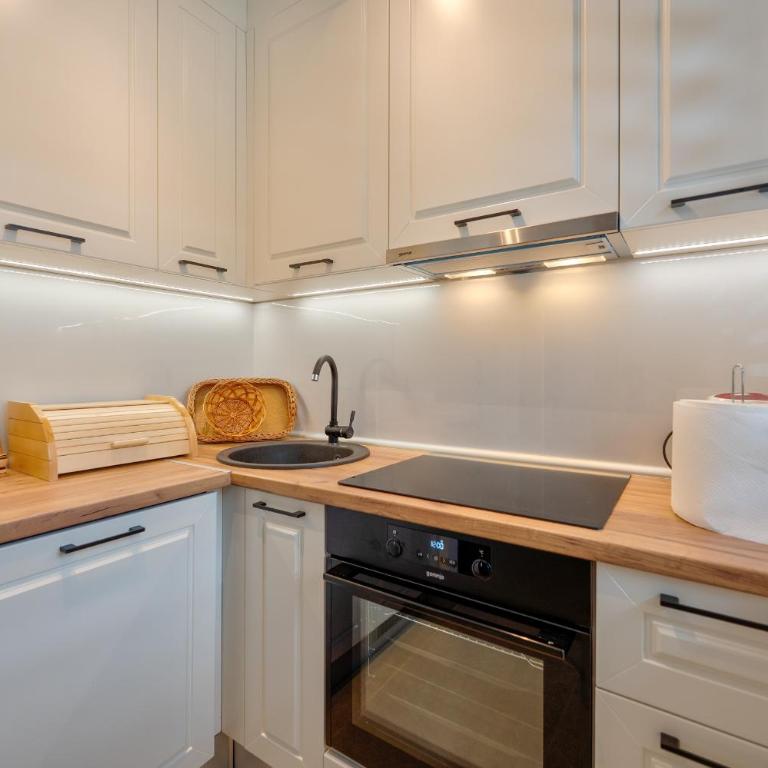 V&Dj - Two-Bedroom Apartment - 18