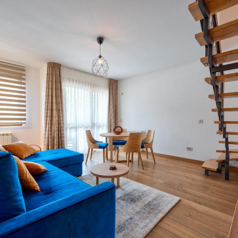 V&Dj - Two-Bedroom Apartment - 10