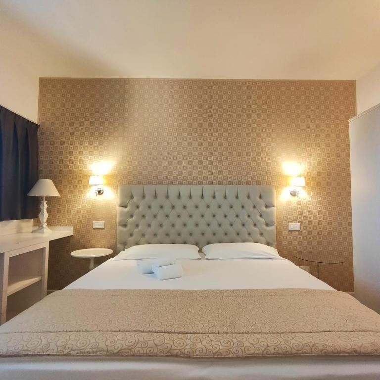 Nuova Opera Rooms & Apartments - Camera Matrimoniale/Doppia con Letti Singoli con Vista Città - 9