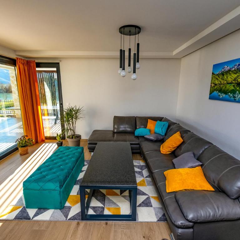 Villa Nera - Etwa - Three-Bedroom Villa - 8