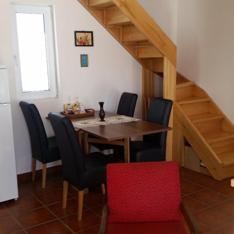 Čar 1 - Two-Bedroom Apartment - 3