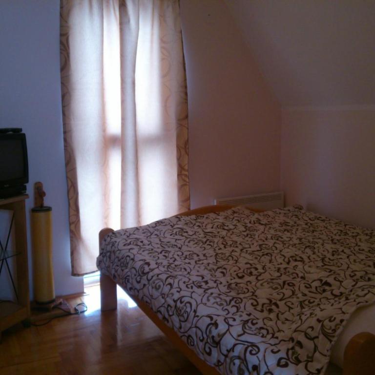 Čar 1 - Two-Bedroom Apartment - 10
