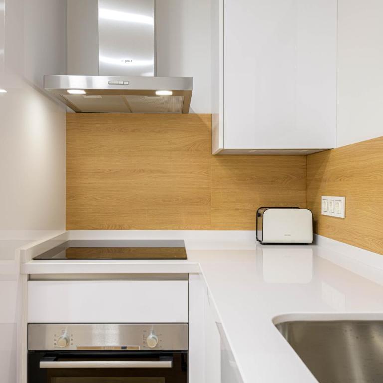 WintowinRentals Plaza del Teatro Malaga Historic Center & free parking - Apartamento de 3 dormitorios - 17