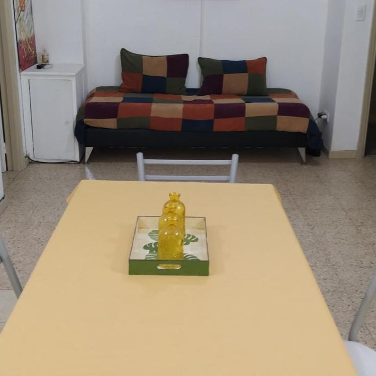 Cómodo dpto con Exlente ubicación - Apartamento de 2 dormitorios - 1