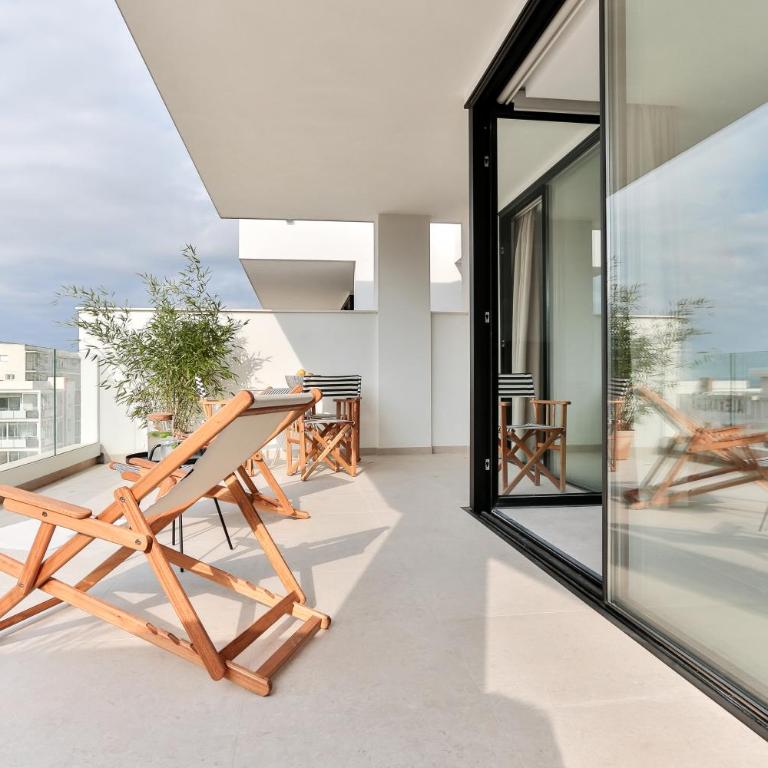 ECO-APARTMENTS LA MARINEDA - Apartamento Deluxe - 17
