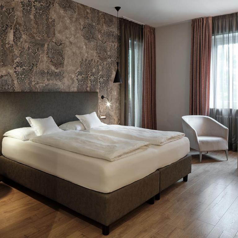 Windsor Merano Hotel & Suites - Junior Suite con Vista Piscina - 2