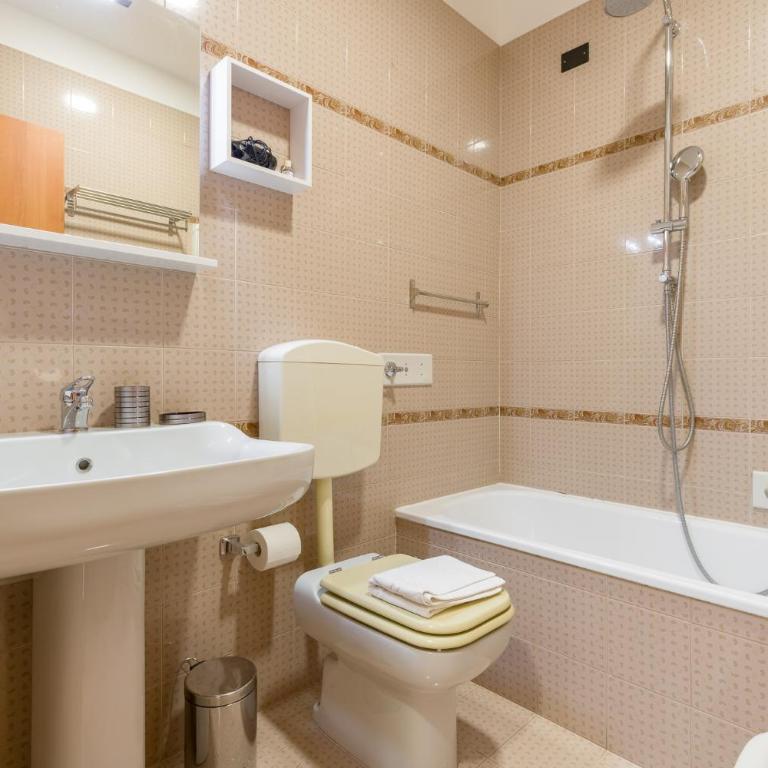 Casa Mya - One-Bedroom Apartment - 13