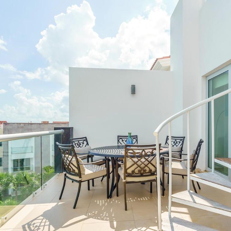 Luxury Condos at Mareazul Beachfront Complex with Resort-Style Amenities - Apartamento con vistas al mar - 19