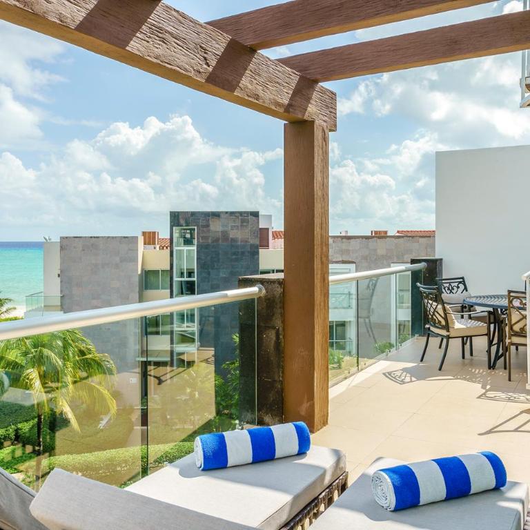 Luxury Condos at Mareazul Beachfront Complex with Resort-Style Amenities - Apartamento con vistas al mar - 20