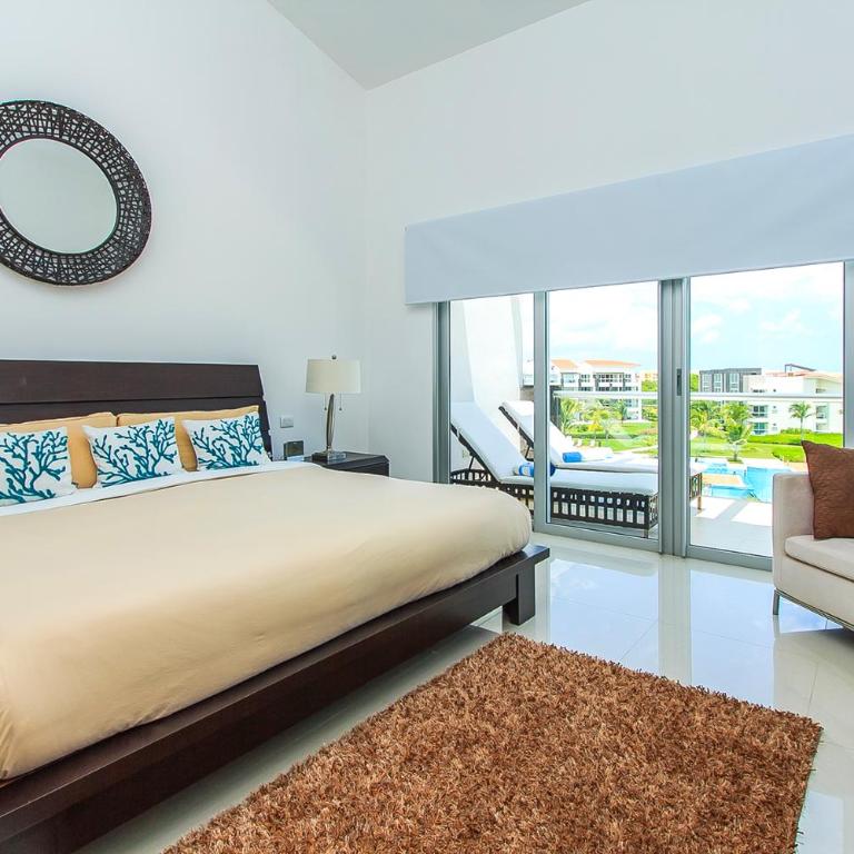 Luxury Condos at Mareazul Beachfront Complex with Resort-Style Amenities - Apartamento con vistas al mar - 3