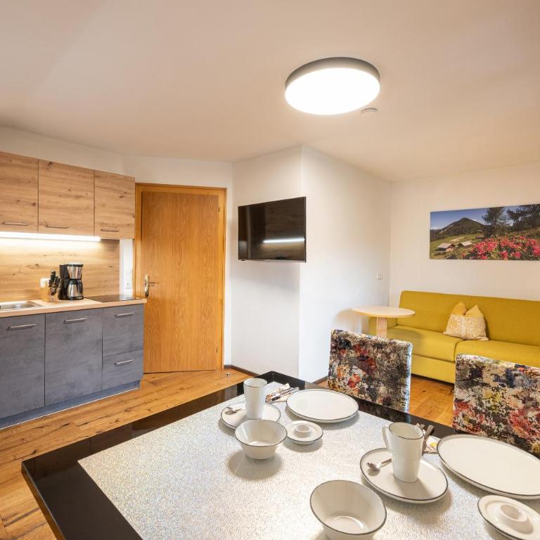 Wohn-Leben Altenmarkt Apartments - Apartment with Mountain View - 2