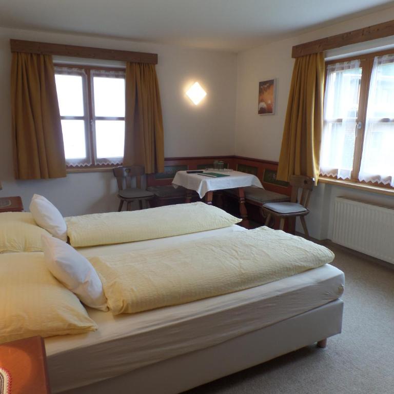Landhaus Sonnenberg - Doppelzimmer mit Bergblick - 5