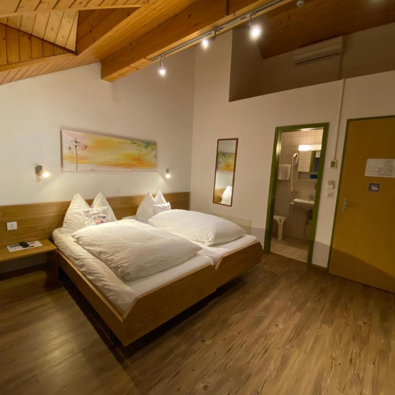 Hotel Toscana - Chambre Lits Jumeaux Standard avec Climatisation - Mansarde - 1