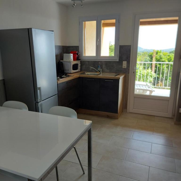 Résidence Les Pavillons du Belvédère - Apartment mit 2 Schlafzimmern, Balkon und Meerblick (4 Erwachsene) - 3