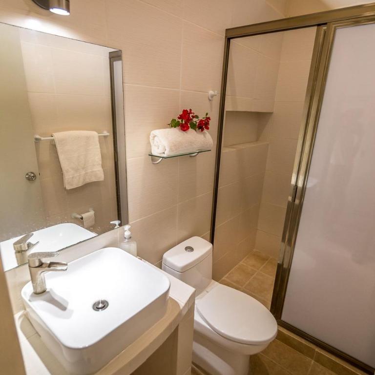 Azcapri Villa Boutique & Spa - Twin Room with Bathroom - 14