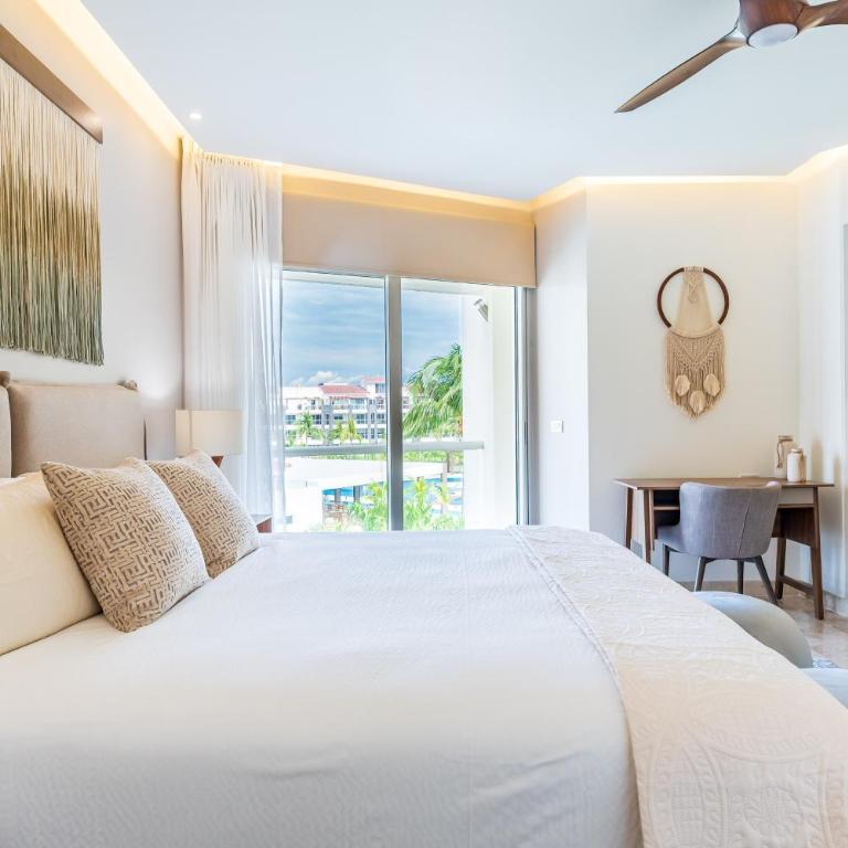 Casa Mia 3 bedroom At Mareazul apts - Four-Bedroom Apartment - 14