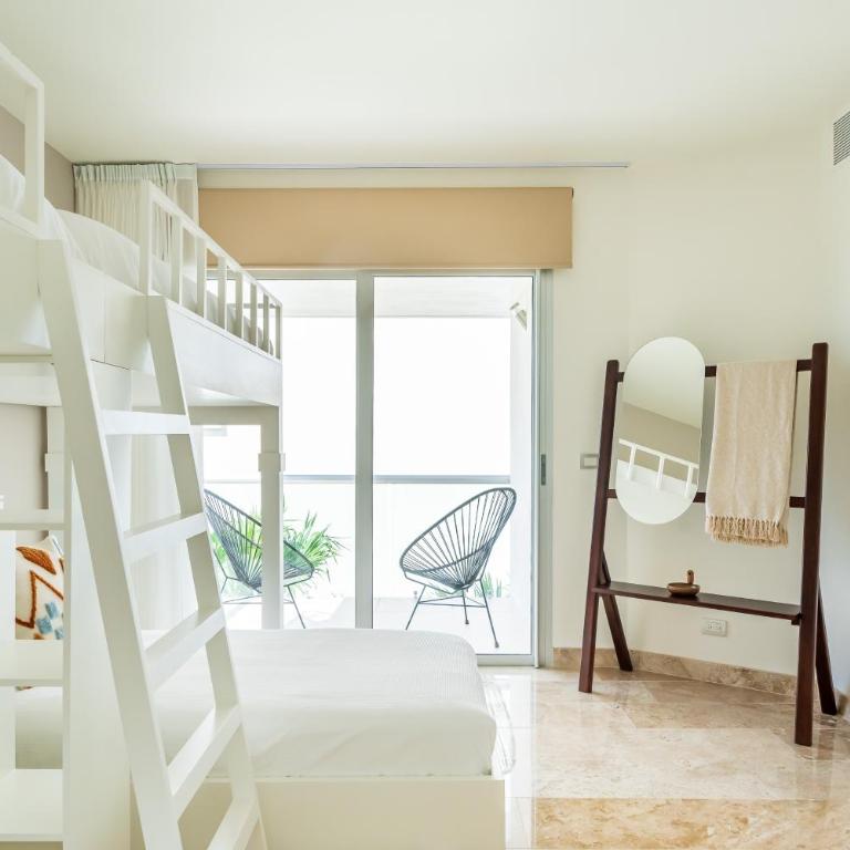 Casa Mia 3 bedroom At Mareazul apts - Four-Bedroom Apartment - 21