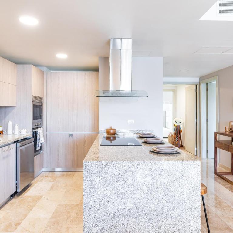 Casa Mia 3 bedroom At Mareazul apts - Four-Bedroom Apartment - 37