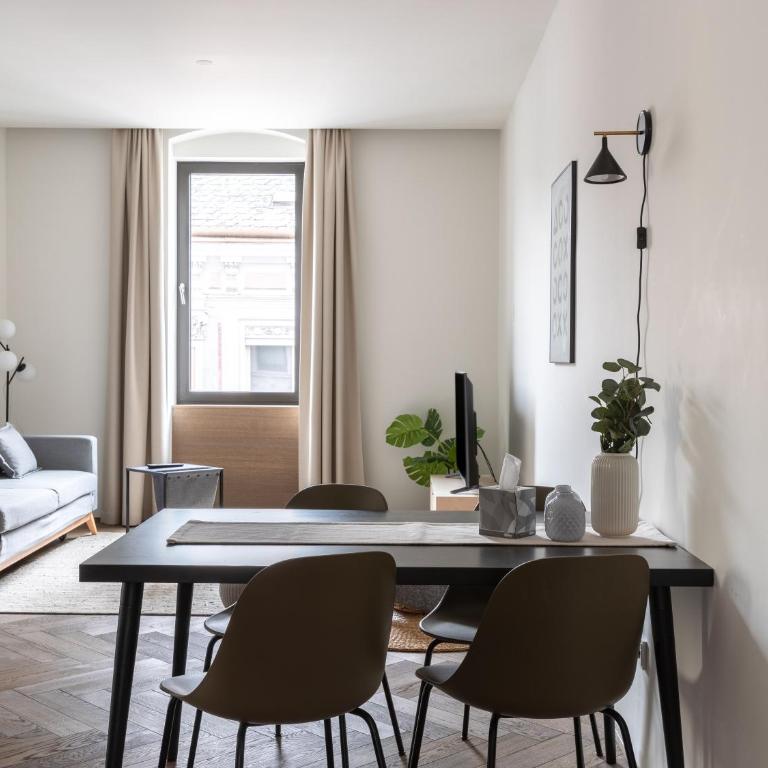 Limehome Linz Schillerstraße - Suite XL mit 1 Schlafzimmer und Balkon - 5