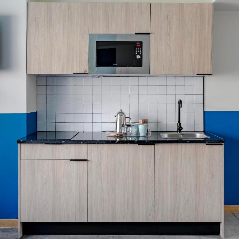 Bob W Madrid Chueca - Original Studio - Kitchen - 8