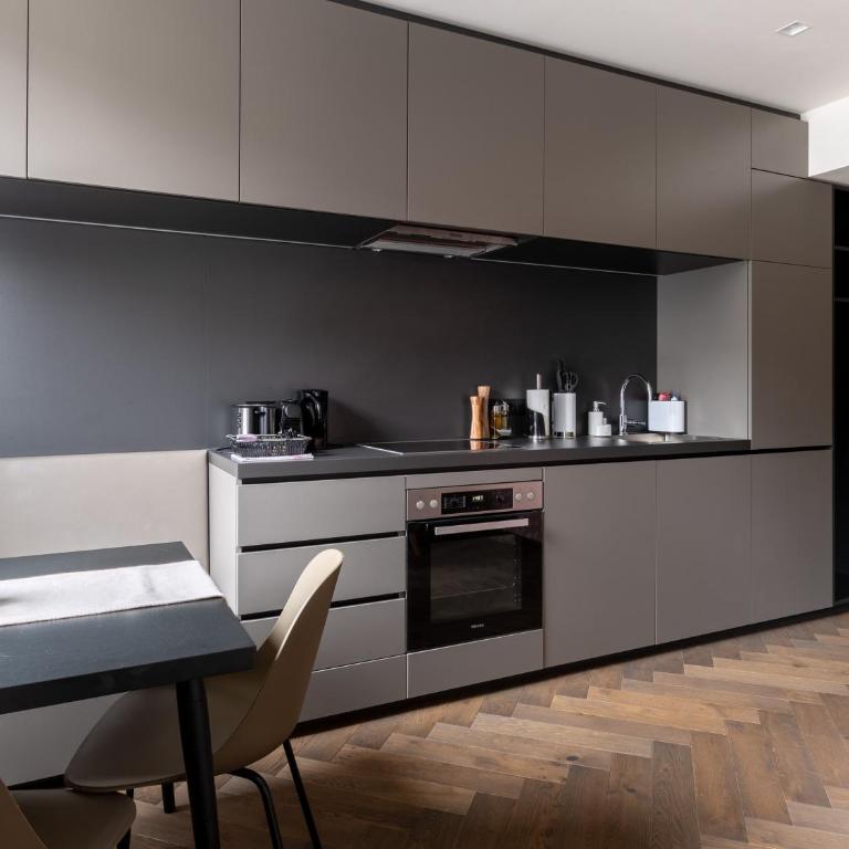 Limehome Linz Schillerstraße - Suite M mit 1 Schlafzimmer - 11