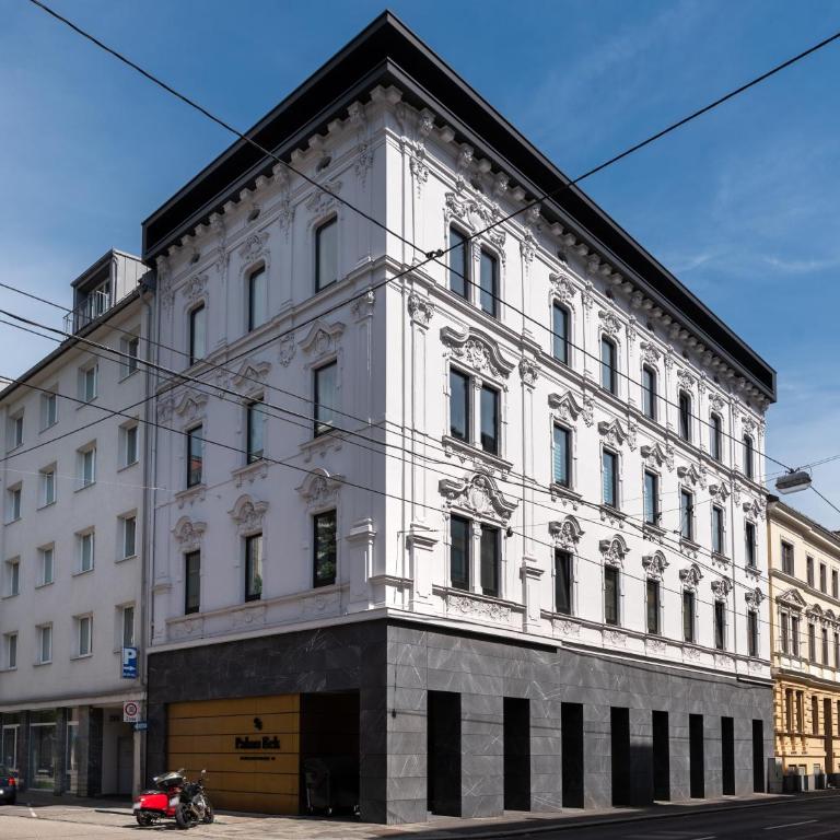 Limehome Linz Schillerstraße - Suite M mit Schlafsofa - 19