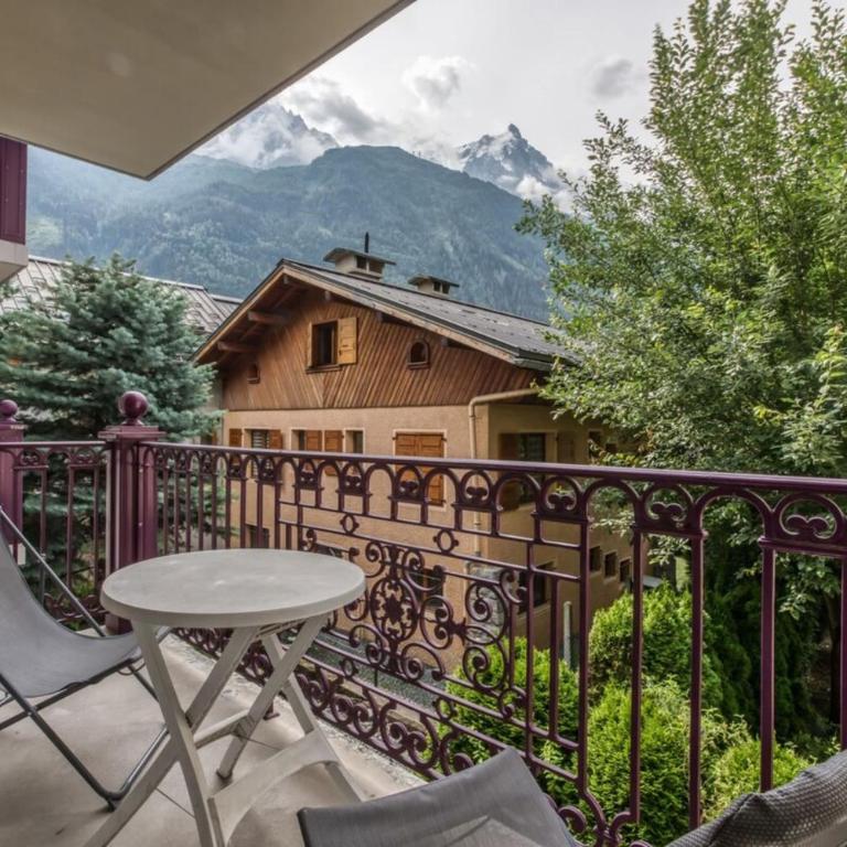 Villa Vallet- Newly renovated 2 bedroom nestled just off the main street - Apartamento de 2 dormitorios - 3