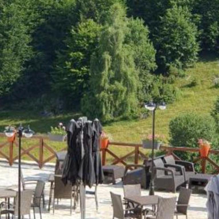 apartman Kraljevi čardaci Sadikovic sa garažom - Apartment with Mountain View - 42